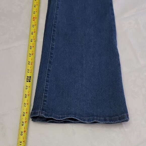 SHEIN Women's Size 27 High-Waisted Crossover Criss-Cross Flare Leg Jeans - Picture 6 of 10